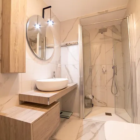 Apartment Marbo House Como